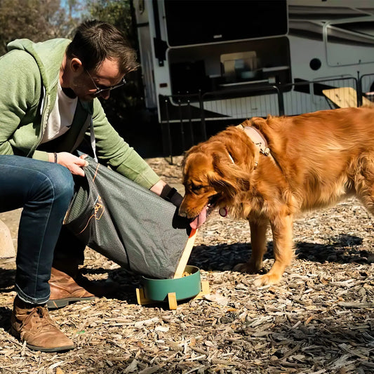 Large Capacity for Travel Kibble Storage